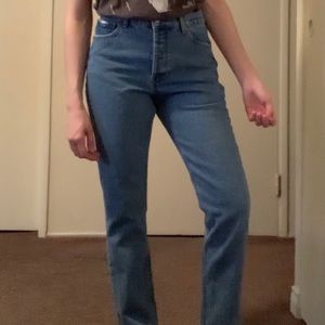 Women’s jeans